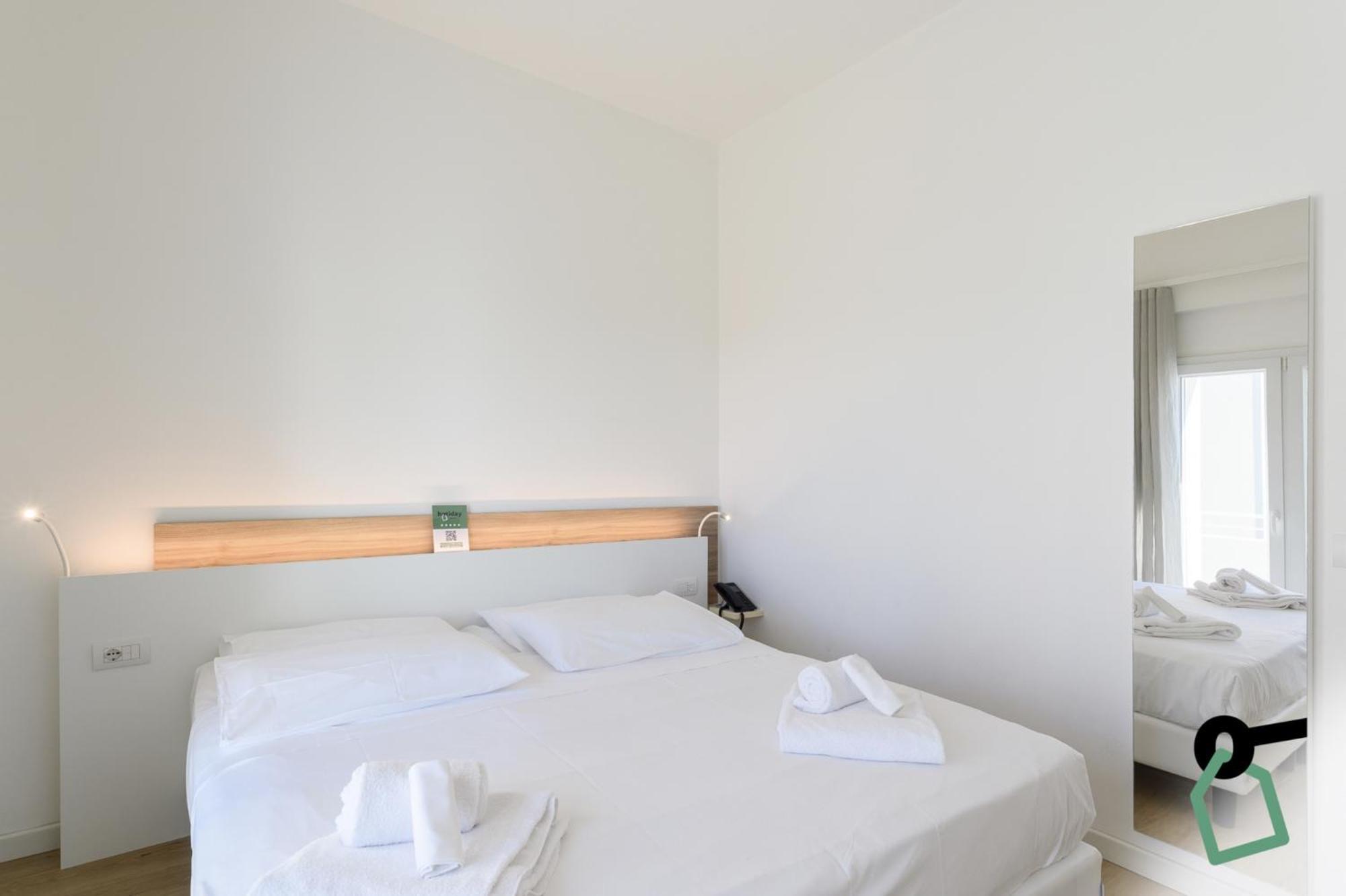 Hotiday Collection - Hotel